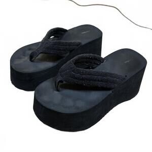 Xhilaration Women's Platform Flip Flops Black Y2K